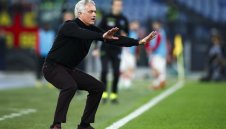 Колко пари за трансфери е получил Моуриньо в кариерата си? + ВИДЕО 