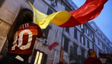 Мачовете по телевизията днес, 22 октомври