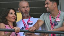 Реал, Юве или... Зидан обяви кой отбор иска да води!