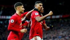 Юнайтед отново се върна към победите във Висшата лига и удари "чайките" у дома