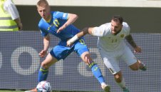 Украйна размаза Армения и излезе начело