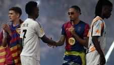 Рафиня с уникални подаръци за съотборниците си в Барса