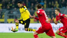 Илкай вече не привлича "старата госпожа"