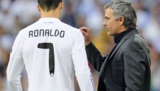 Гръм от ясно небе! Моуриньо води Кристиано Роналдо във Фенербахче