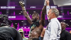 Договорът между Уайлдър и  Джошуа е почти подписан