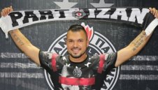 Головият звяр Божинов дебютира за Партизан в Шампионската лига