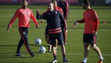 Байерн без Нойер, но със "Стоте марки" в Загреб