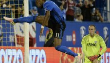 Дрогба към Уолкът: Мишките танцуват, защото котките ги няма