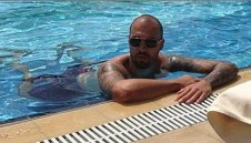 Чудо! Бенфика си заплю Ники Михайлов