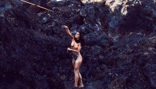 Фотограф направи откровен спортен календар + СНИМКИ