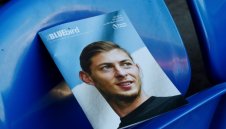 Кардиф и Нант продължават разправията за Емилиано Сала