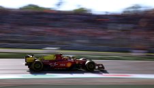 Ферари над всички в Сингапур