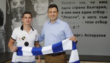Радост в Левски! Иван Горанов преподписа + ВИДЕО