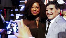 Марадона: Разочарован съм от Меси!