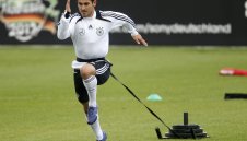 Юве с офанзива за Гюндоган и Кавани