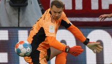 Старче? На тази планета няма по-добър от Нойер