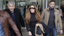 Шакира попиля Пике и новата му любов в песен: Ти замени Rolex за Casio +ВИДЕО