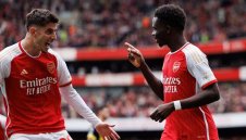 Еуфория в Арсенал заради звезда