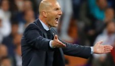 Юнайтед няма да се откаже лесно от Зидан