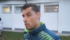 Берое: Бербатов само тренира с нас