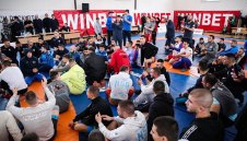  Разрази се скандал и бойкот на Държавното по борба