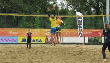 Юбилейният десети сезон на Beach Volley Mania започва с турнир за смесени двойки
