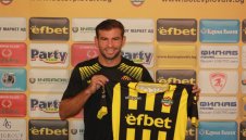 Бразилският стрелец подписа с Ботев до 2020 година