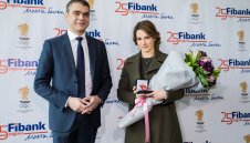 Fibank награди Сани Жекова