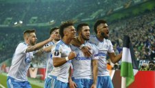 Шалке изхвърли Гладбах след драма