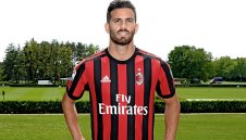 Милан привлече Мусакио, уреди и Билия от Лацио