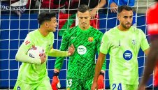 Осасуна зашлеви мощно “децата” на Барса