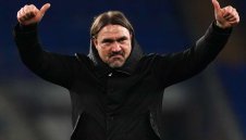 Лийдс продължава с победите, Груев отново с 90 минути