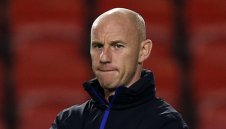 Ники Бът ще работи с младите на "Олд Трафорд"