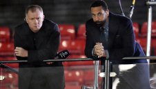 Резилът срещу Ливърпул прати легенда на Юнайтед в болница + СНИМКА