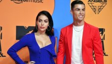 Джорджина изригна срещу всички, които я разделят с Роналдо