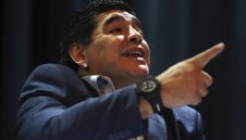 Диего Марадона подкрепи Роналдо за "Златната топка"