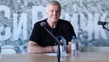 Нигериец с хърватски паспорт подписва с Левски