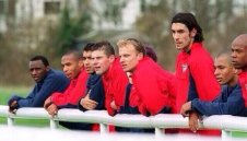 Ван Бронкхорст: Бергкамп беше като Роналдиньо и Меси