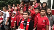 Ас на ЦСКА зарадва деца