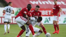 ЦСКА не успя да бие Лиепая, Вальо Антов с тежка контузия