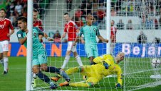 Кристиано излъга 10 унгарци в скучен мач + ВИДЕО