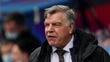 Големия Сам с план да измъкне нещо от Ман Сити