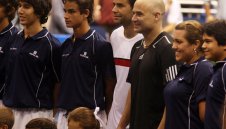 Великани от два различни свята