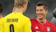 Левандовски и Халанд ще водят атаката на Байерн? 