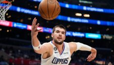 Хърватин остава в НБА срещу почти 60 милиона долара