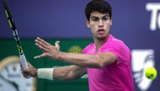 Алкарас стигна 1/2-финалите в Барселона