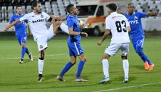 Левски излезе лидер след нервна победа над Славия + ВИДЕО