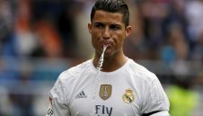 ПСЖ не се отказва от Роналдо 