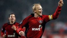 Блекбърн измъкна 2-3 на Байерена
