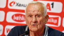 Лоша новина! Люпко Петрович е в интензивното